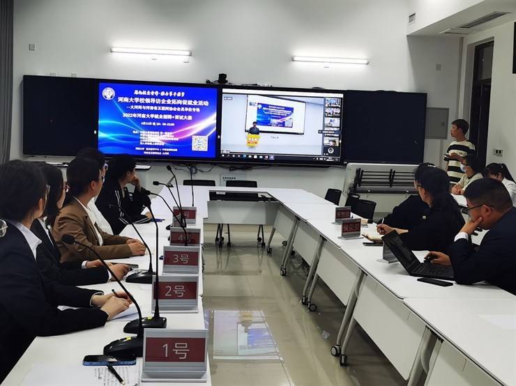 e92189d8e06f46a2932aac53d0b457da