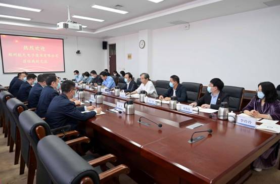 AB2E4693BA9C25528DE0B845044_D8E127D2_6FBE