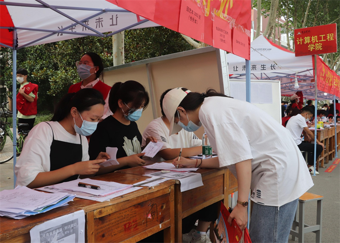 商丘学院:九月校园绽芳华,志愿领航迎新生10