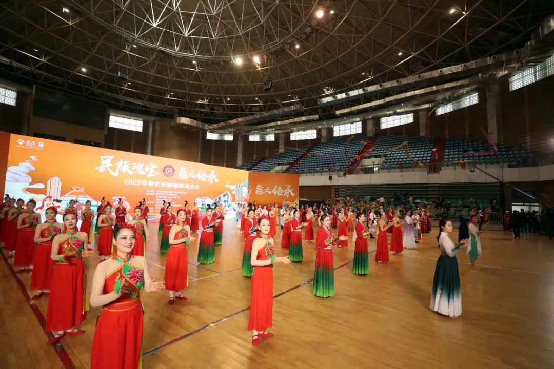 “民族瑰宝 舞之传承” 2023河南传统舞蹈展演在我校举行8