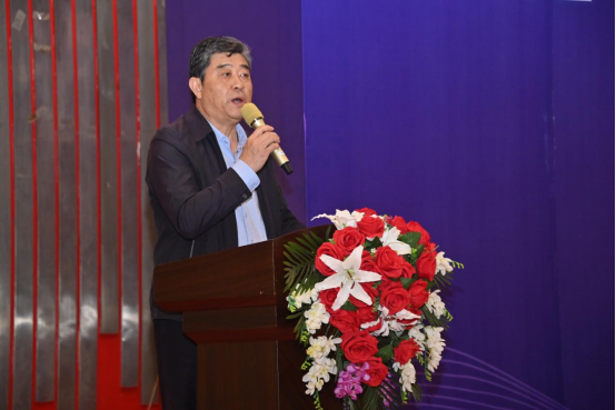 重庆市首届酒水服务技能大赛盛大启幕共襄技能盛宴力促服务升级 重庆市首届酒水服务技能大赛盛大启幕共襄技能盛宴力促服务升级