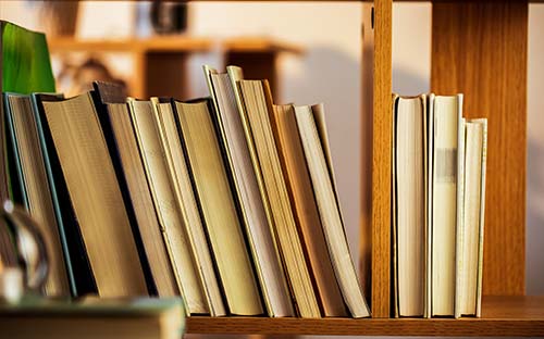 自考本科主要考哪些科目？