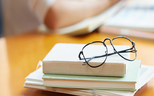 成人高考学历能考药师证书吗？