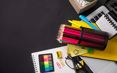 成人高考毕业证找工作好找吗？