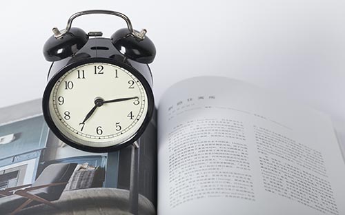 成人高考报名时间大概是多久？