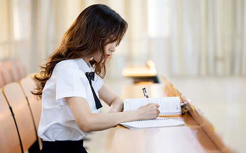 成人高考获得的证书找工作有用吗？