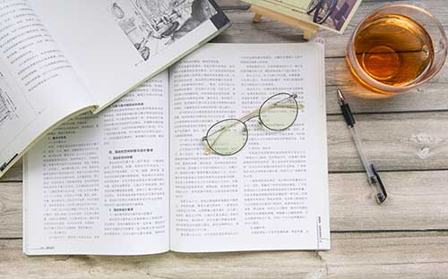 没有初中毕业证能报成人高考吗？