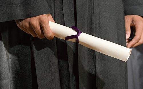 成人高考需不需要在机构报名？