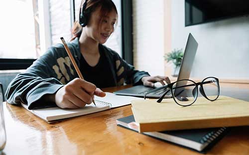 成人高考报名流程是怎样的？费用是多少？