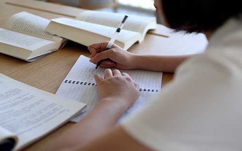 贵州成人高考报名费多少钱？报考条件有哪些？