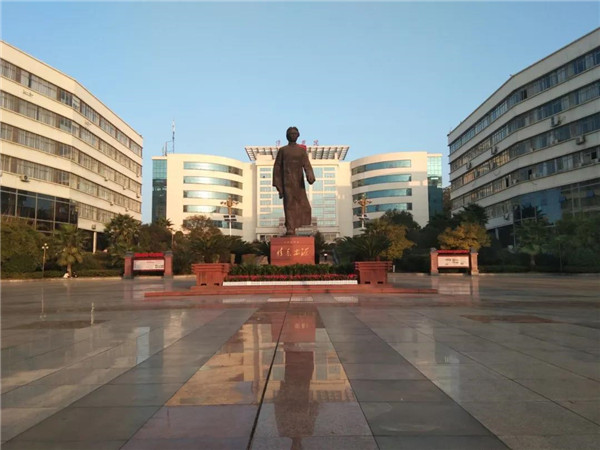 gkcx_1596099648_7619_thumb.jpg gkcx_1596099648_7619.jpg