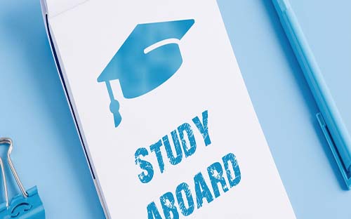 英国波兹茅斯研究生读几年？在英国读研究生一年费用总共多少？