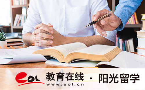 加拿大留学三年费用多少钱